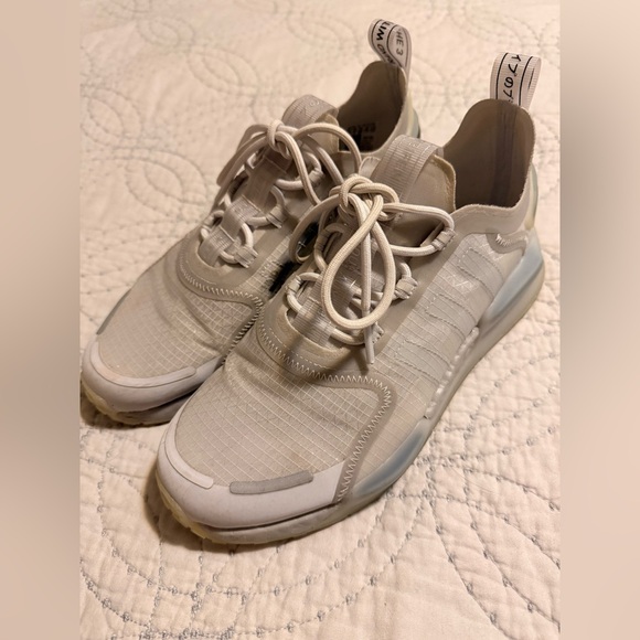 Shoes - Adidas NMD v3 made with recycled materials